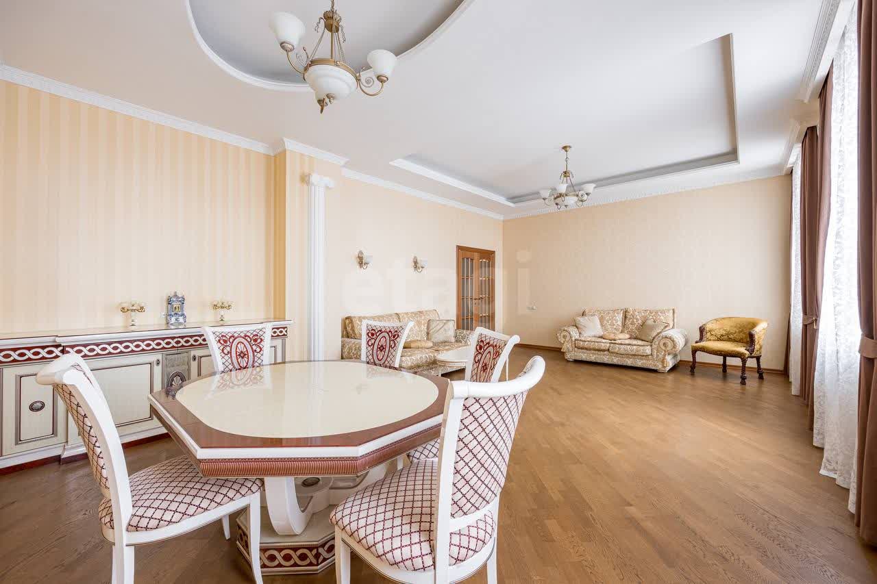 4 комн. квартира, 128.6 м², 3 этаж 