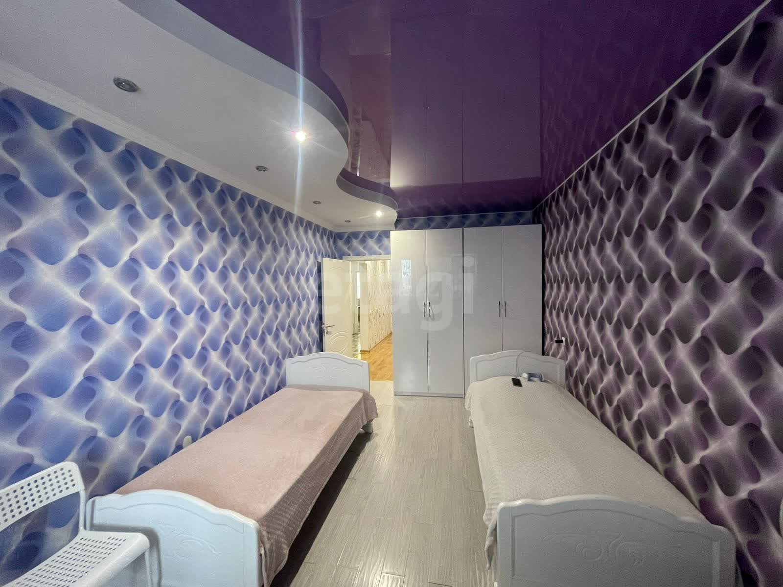 3 комн. квартира, 69.8 м², 8 этаж 
