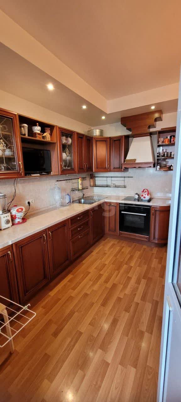 2 комн. квартира, 64.1 м², 16 этаж 