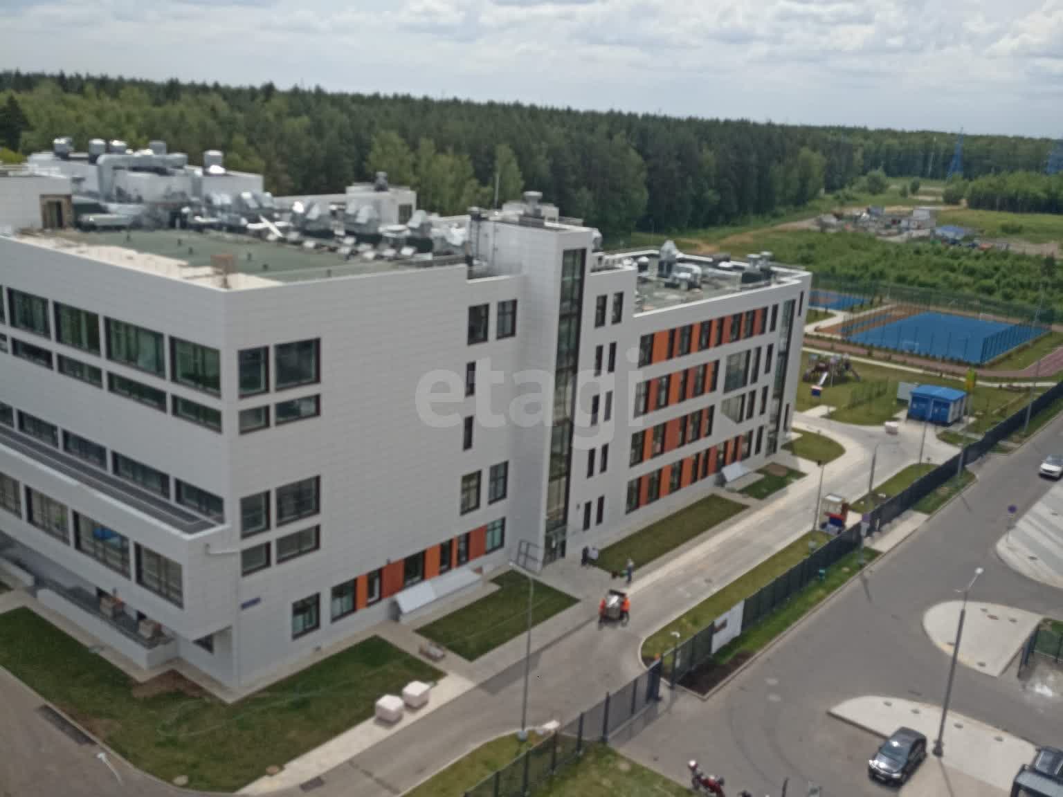 3 комн. квартира, 76.6 м², 13 этаж 