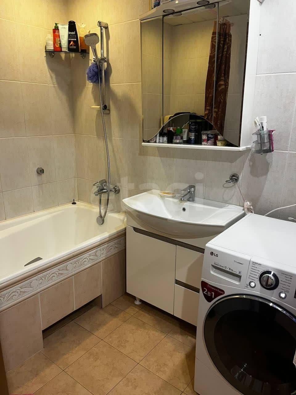 3 комн. квартира, 68 м², 1 этаж 