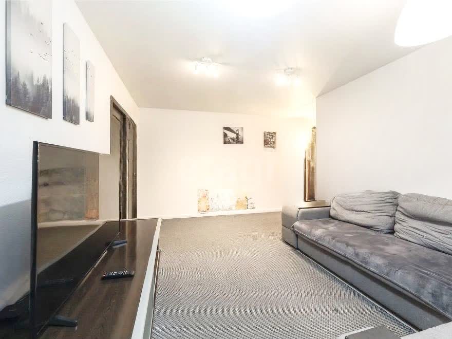 3 комн. квартира, 74.4 м², 1 этаж 