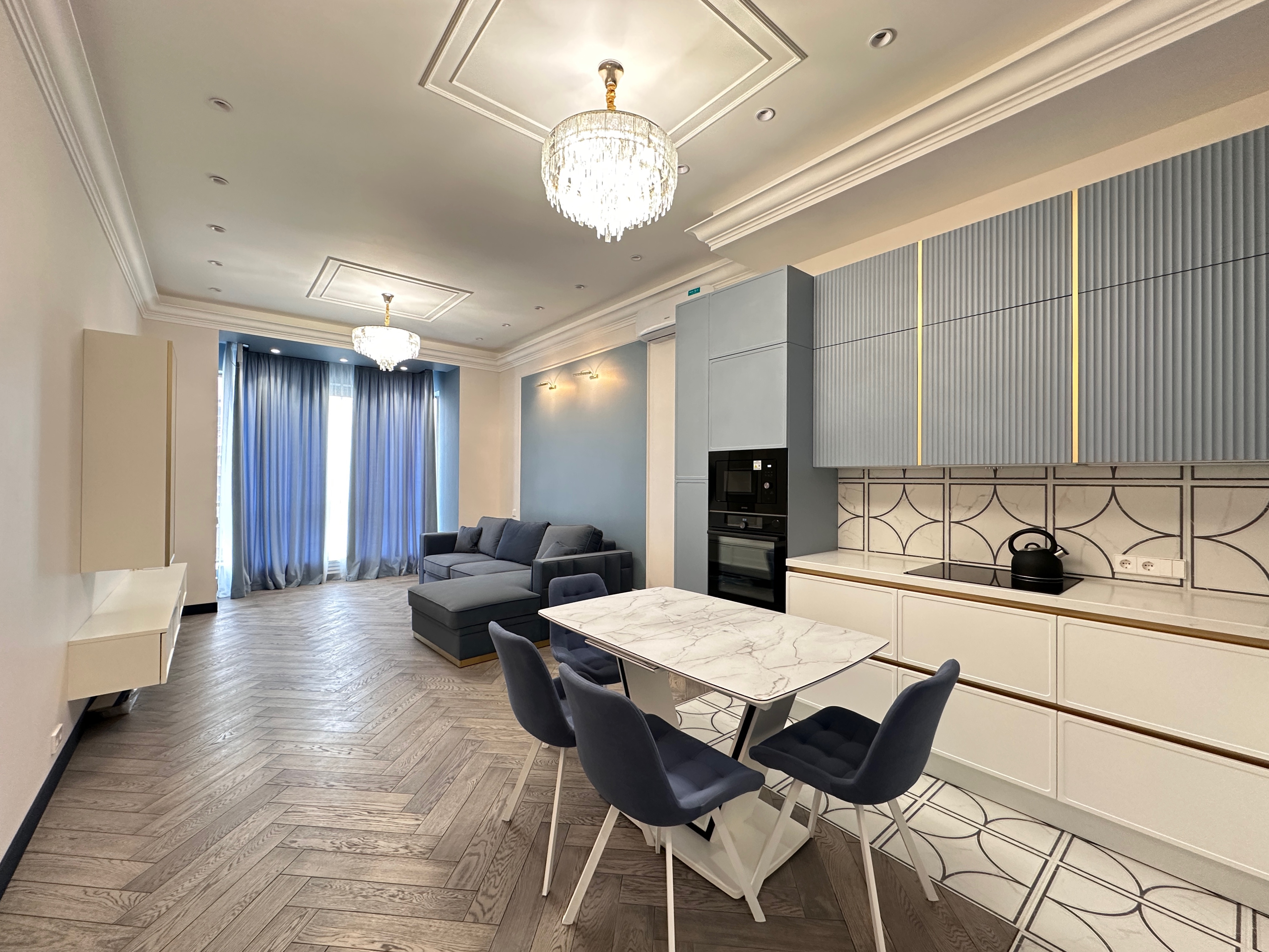 3 комн. квартира, 100 м², 9 этаж  (из 16)