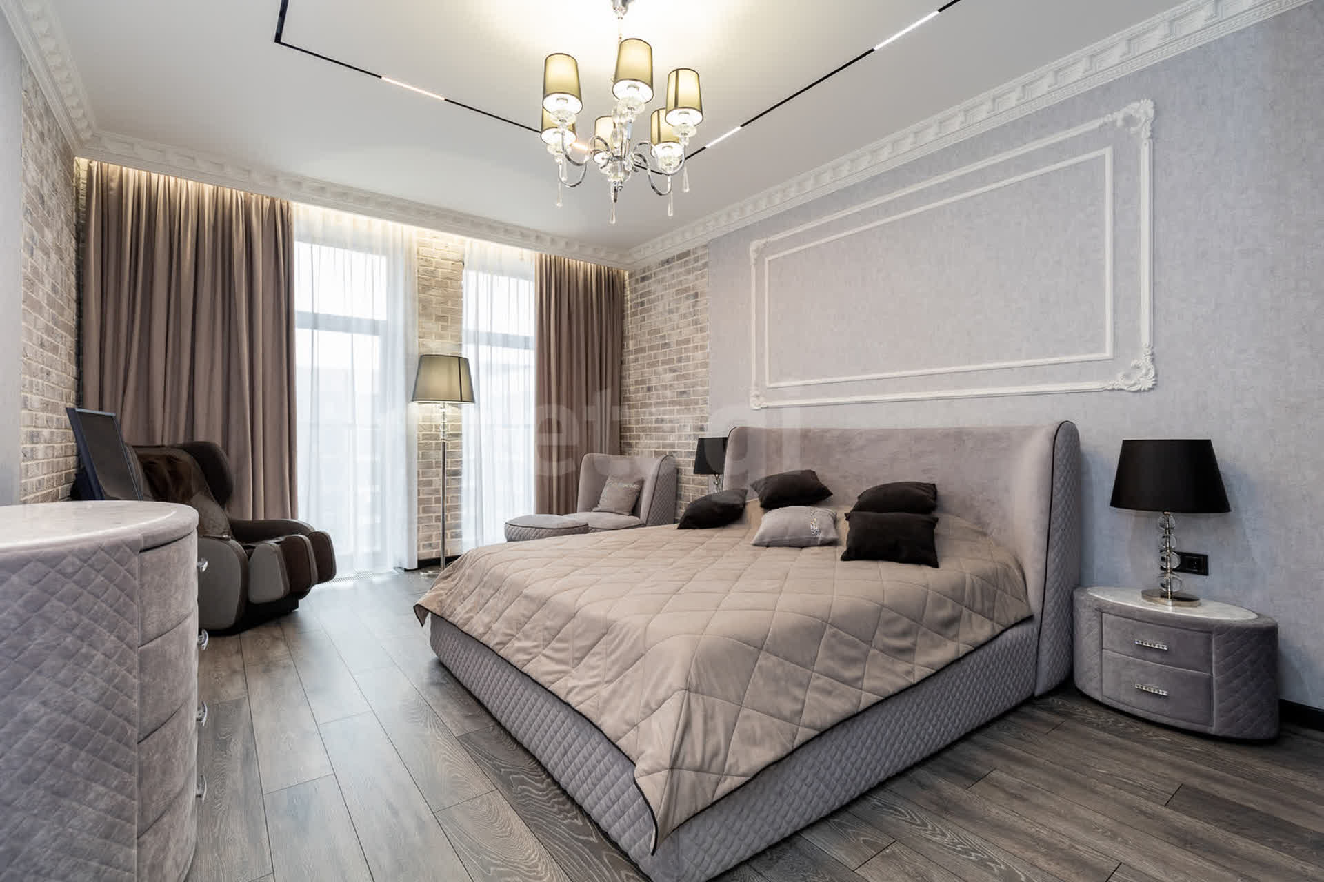 4 комн. квартира, 157.9 м², 8 этаж 
