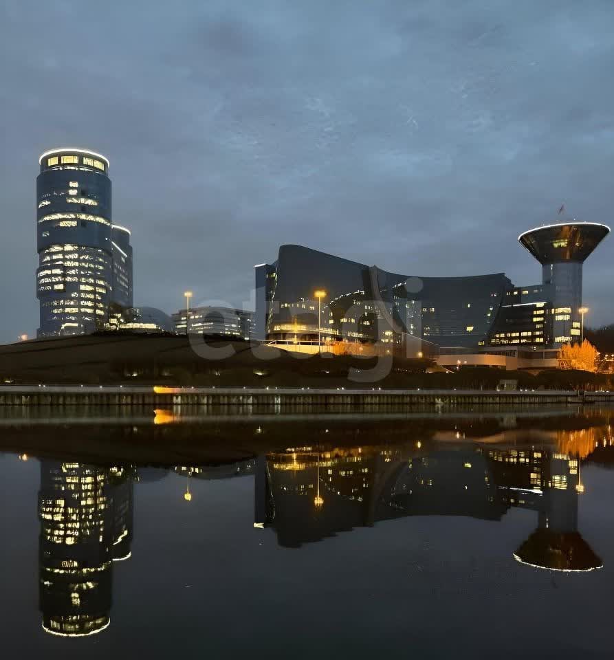 2 комн. квартира, 64 м², 28 этаж 