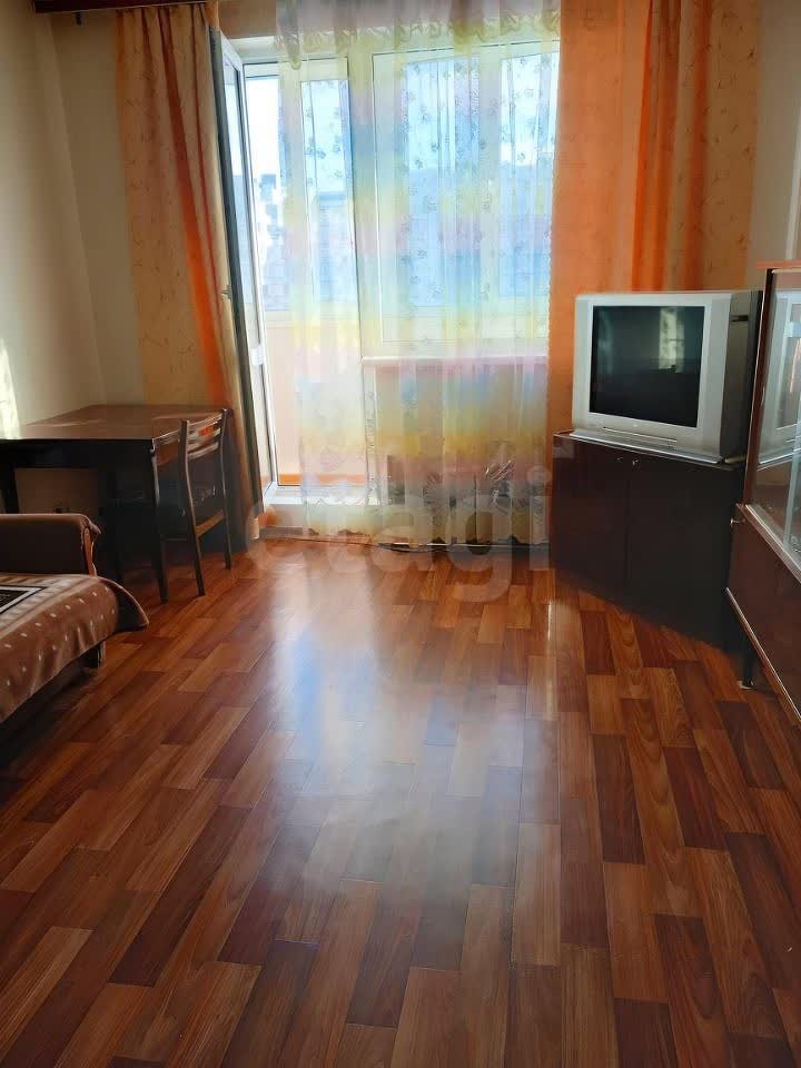 1 комн. квартира, 38 м², 14 этаж 