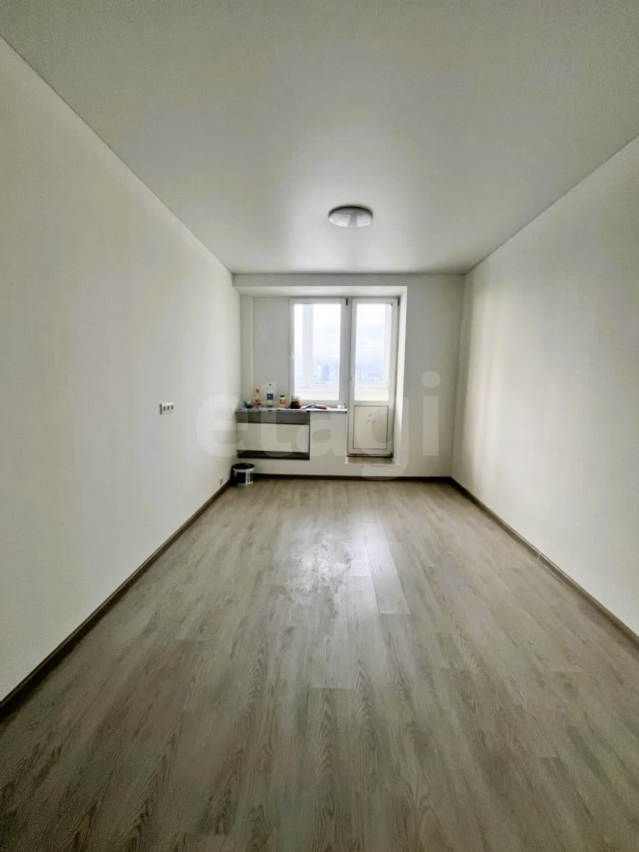 2 комн. квартира, 63.8 м², 15 этаж 