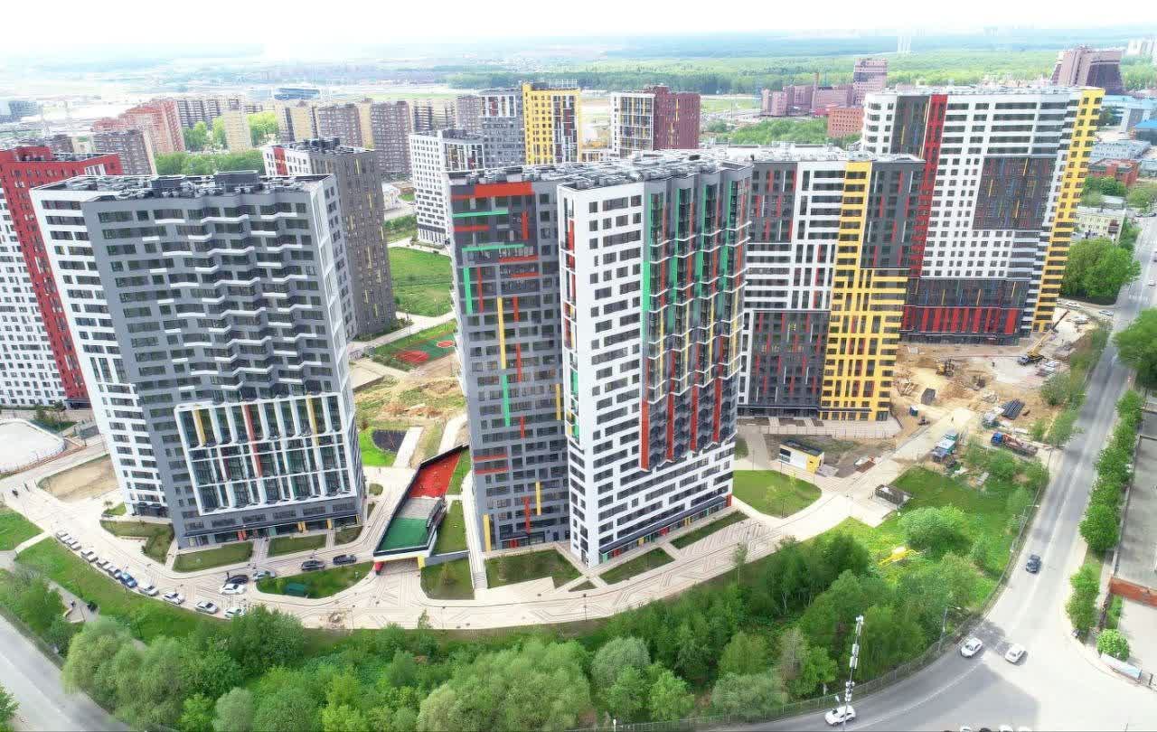2 комн. квартира, 67.7 м², 16 этаж 