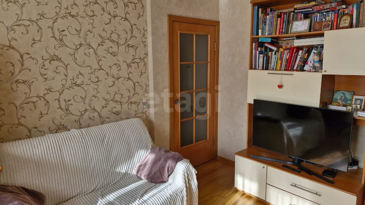 2 комн. квартира, 37.7 м², 4 этаж 