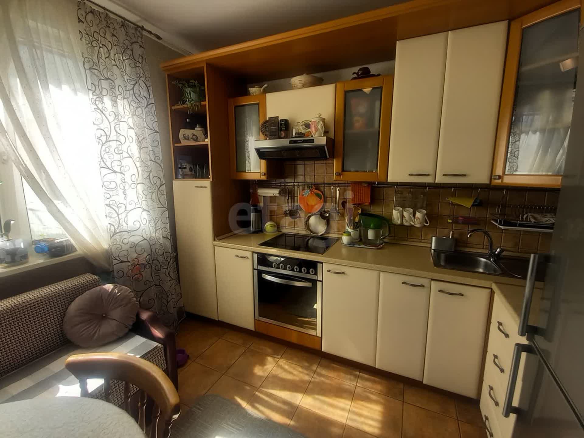 3 комн. квартира, 65 м², 4 этаж 