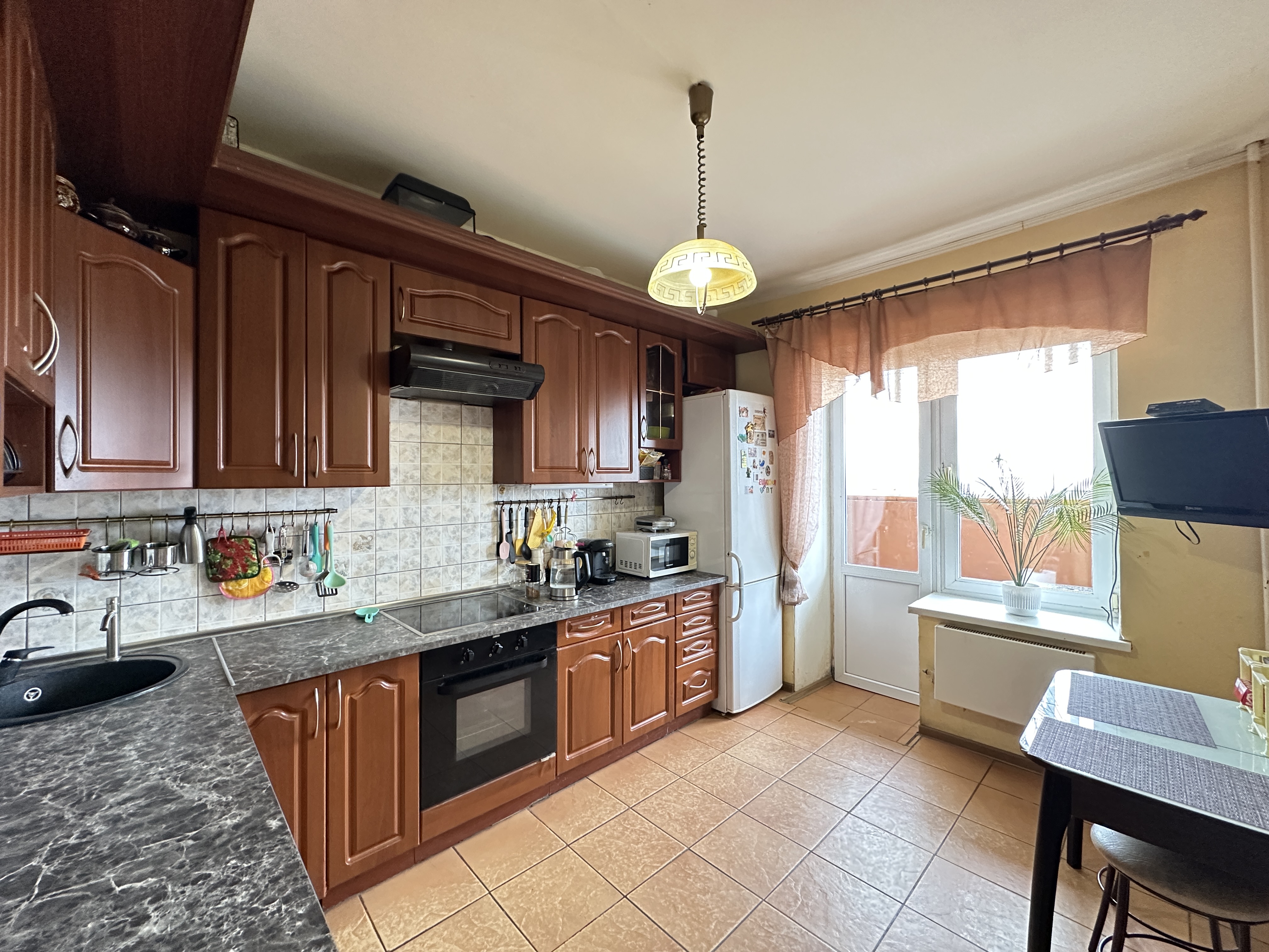 2 комн. квартира, 75 м², 25 этаж  (из 25)