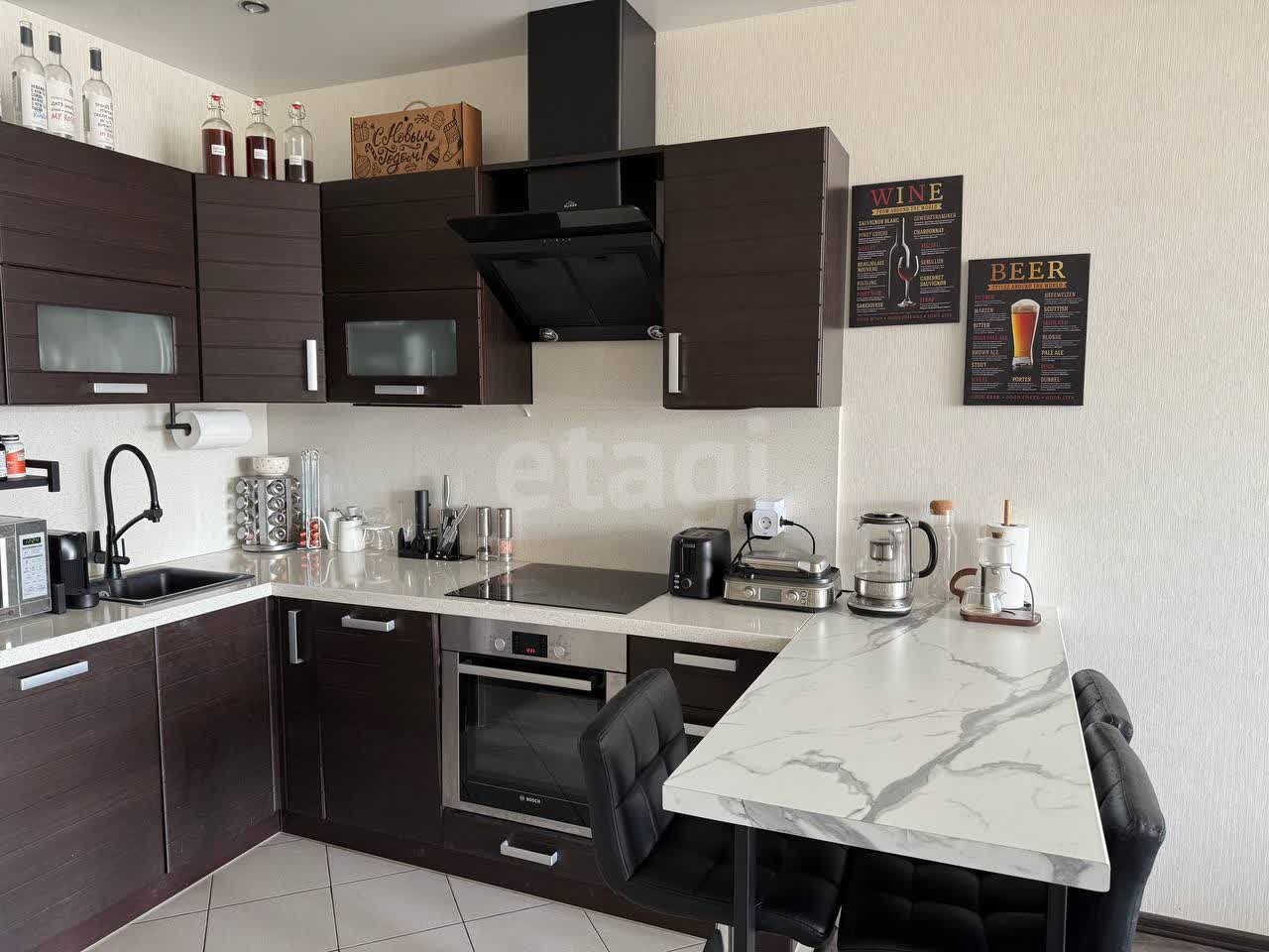 2 комн. квартира, 52.1 м², 16 этаж 