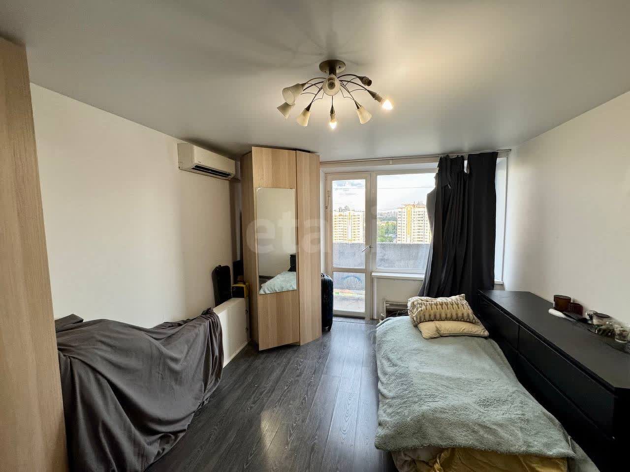 1 комн. квартира, 32.5 м², 14 этаж 