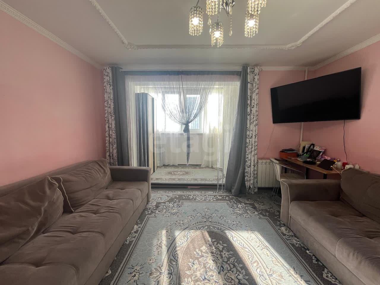 3 комн. квартира, 76 м², 8 этаж 
