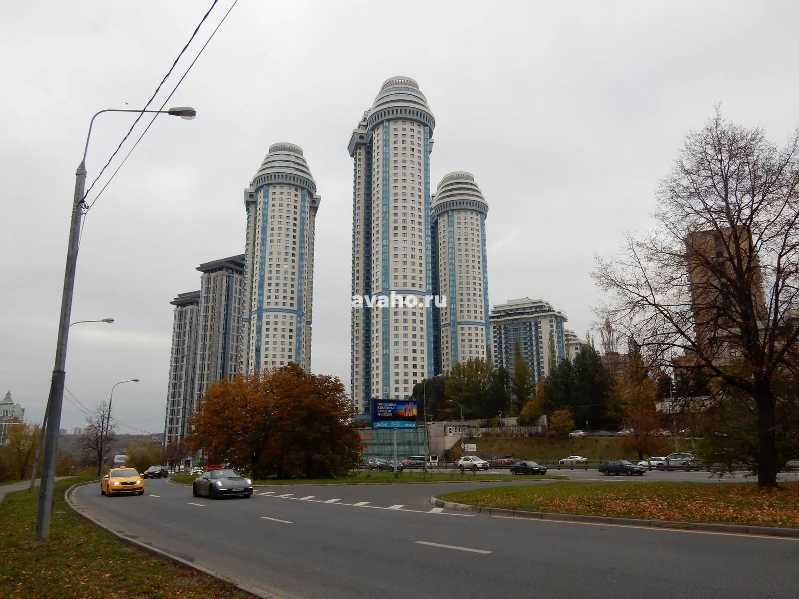 Жк в горе. ЖК воробьёвы горы. Жилой комплекс Воробьевы горы Москва. Москва высотки ЖК Воробьевы горы. ЖК Воробьевы горы стилобат.